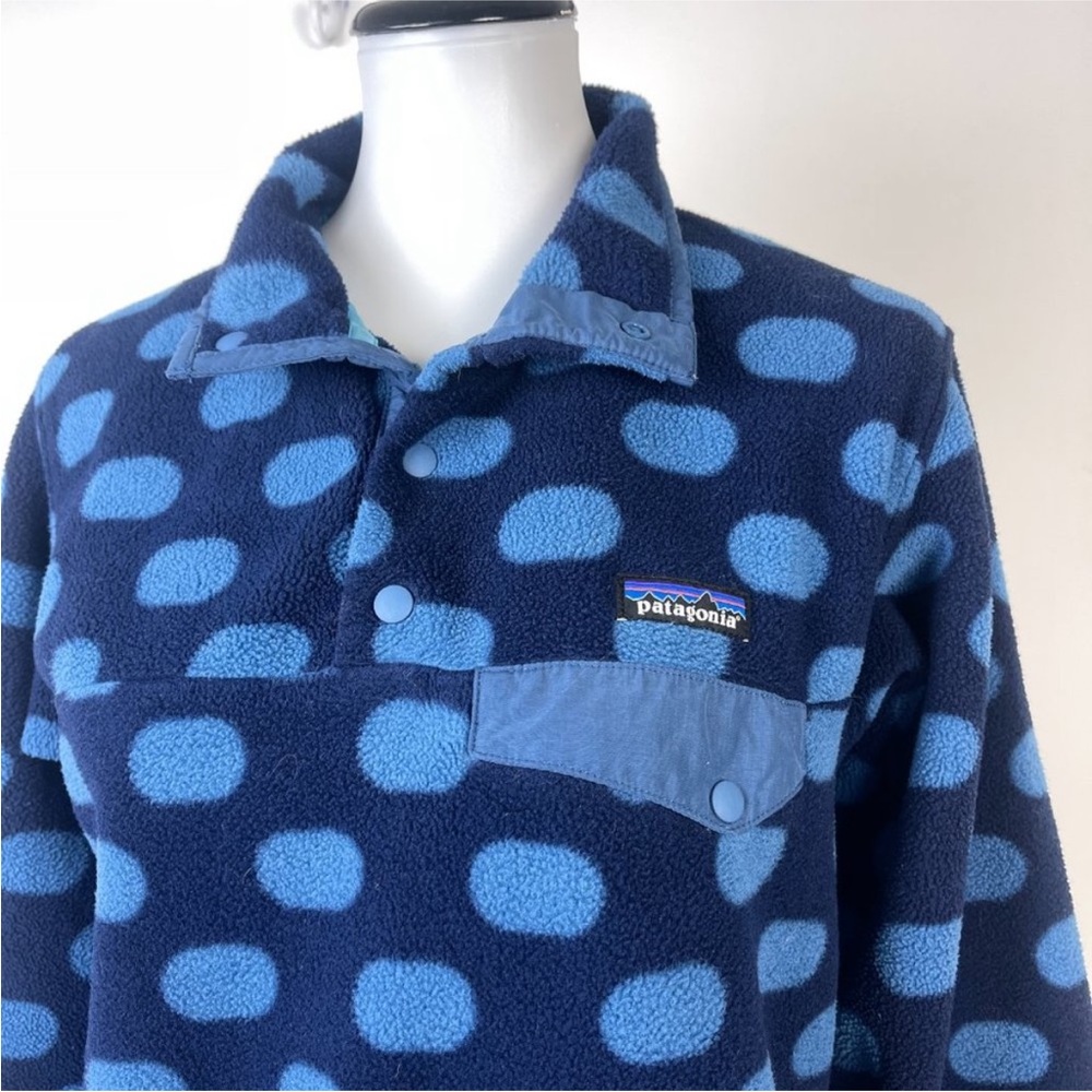 Patagonia Navy and Light Blue Fleece Pullover